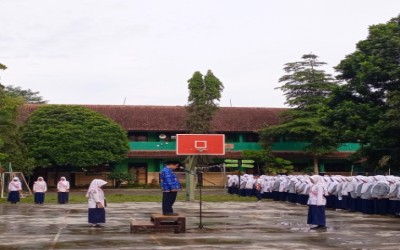 Upacara Bendera Memperingati Hari Pahlawan 2024